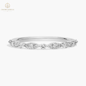 Scalloped Diamond Ring in Platinum