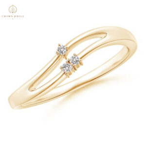 Round Natural Diamond Three Stone Curved Split Shank Ring