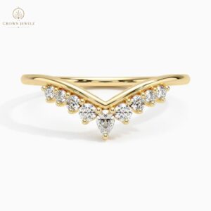 Veronika Diamond Ring in 14K Yellow Gold